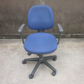 C009