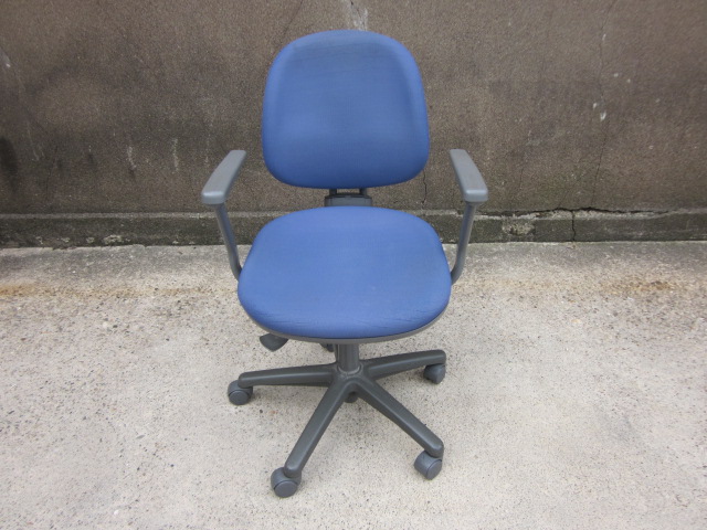 C009
